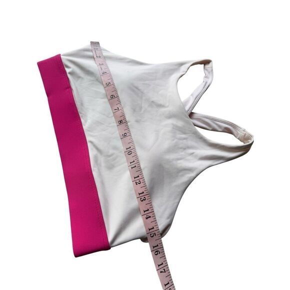 Fabletics No-Bounce Sports Bra In Tapioca/Plush Pink Size M - Picture 6 of 7